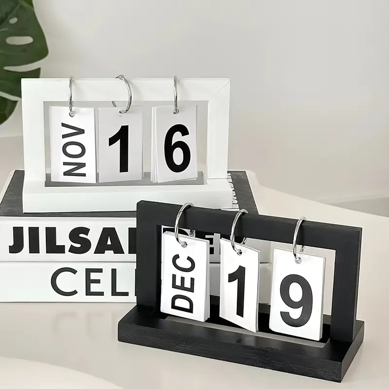 Office Furniture For Sale - Calendario in Plastica Stile Minimalista per